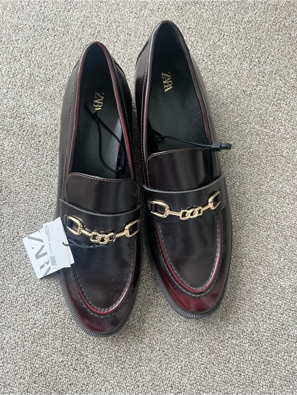 ZARA Burgundy Patent Leather Loafers with Gold Chain